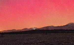 Spektakularan prizor na nebu: Polarna svjetlost zabilježena iznad Hercegovine