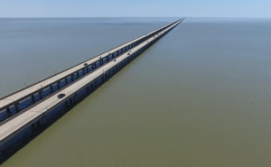 Ovo je jedan od najstrašnijih mostova na svijetu: Mnogi vozači dobiju napad panike kada ga prelaze