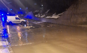 Sarajevo: Poplavio podvožnjak na Otoci, cesta zatvorena za saobraćaj