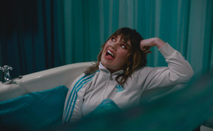 Lily Moore - Castles In The Sky