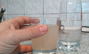 Upozorenje građanima nakon poplava: Voda u dijelovima BiH nije za piće, ne pijte sa česme