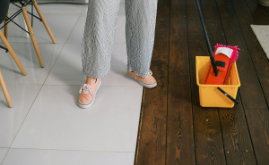 Stanite, ne bacajte staru vodu od brisanja poda: Evo kako je iskoristiti kao pravi hortikulturista