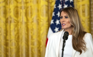 Melania Trump pozvala Amerikance na jedinstvo: "Ja sam protiv nasilja. Protestujmo u miru"