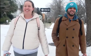 Krenuli na porođaj: Trudnica i suprug pješke kroz snježnu oluju do bolnice