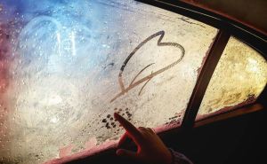 Brz način da otopite led sa stakala automobila: Potrebna vam je jedna lako dostupna tekućina