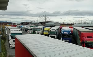 Prijevoznici iz BiH nastavljaju blokadu granica, Čaušević: Konačna odluka nakon sastanka u Beogradu