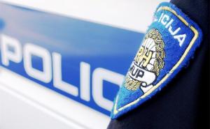 Na granici sa Hrvatskom: U autobusu bh. registracija pronađena puška, municija, bombe...