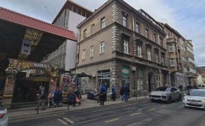Sarajevo: Jedna osoba povrijeđena u obrušavanju fasade kod pijace Markale