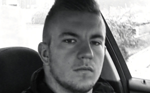 Oglasili se iz Pravde za Dženana Memića: "Je li pravda znati imena onih koji su ga u smrt otjerali?"