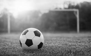 Preminuo fudbaler (29) nakon što ga je brat udario flašom