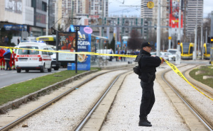 Tragedija u Sarajevu: Djevojčici (2009) amputirana noga nakon iskakanja tramvaja iz šina