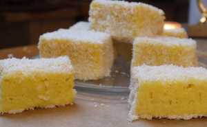 Zaboravite klasične čupavce: Probajte novu verziju omiljenih starinskih kolača sa kokosom