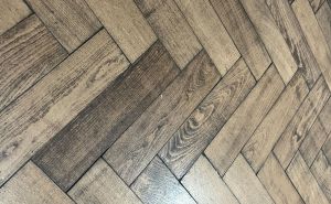 Najbolji način za čišćenje drvenih podova: Sastojak koji čini čuda