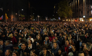 Nakon nasilja u Novom Sad, protesti se šire širom Srbije: "Beograd ne šuti, studenti nisu sami"