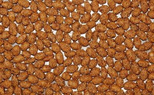 Recept za ušećerene bademe: Brz i ukusan slatkiš koji će oduševiti sve