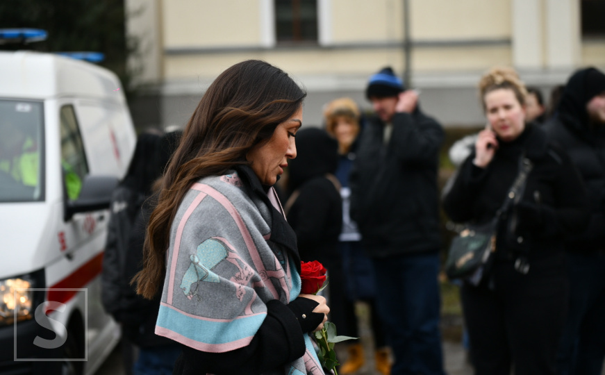 Hana Hadžiavdagić poslala oštru poruku: "Zbog licemjernog ološa od naroda nam i jeste ovako"
