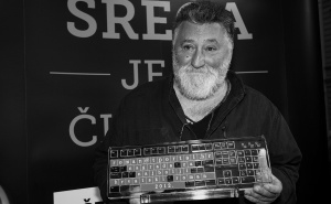 Preminuo Tahir Mujičić: Ostavio neizbrisiv pečat u svijetu umjetnosti i pozorišta