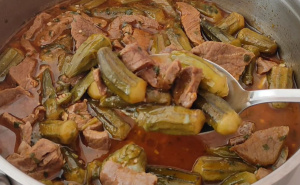 Prijedlog za večerašnji iftar: Sočna bamija s teletinom na tradicionalni način