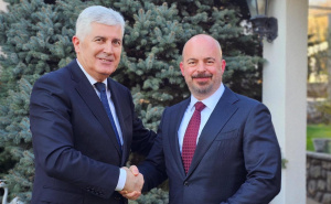 U jeku bure oko Kabirija i uvoza plina, sastali se Čović i Ginkel: Posebno se dotakli energetike