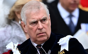 Bivši princ Andrew izbačen iz kraljevske rezidencije, oduzete mu vojne i počasne fukncije