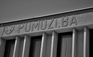 Iz Pomozi.ba objavili tužnu vijest: "Uprkos svim naporima, beba naše Nejre Tukić nije preživjela"