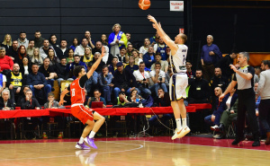 Kvalifikacija za Mundobasket | Bosna i Hercegovina na krilima navijača deklasirala Švicarsku u Tuzli