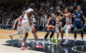 Bravo, BiH | Zmajevi na krilima navijača deklasirali Švicarsku i ovjerili plasman u drugu fazu