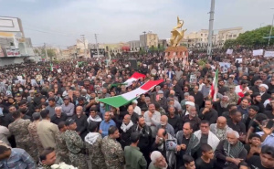 Rijeke ljudi na ulicama Iranskog Minaba: Počela sahrana učenica koje su poginule u napadu na školu