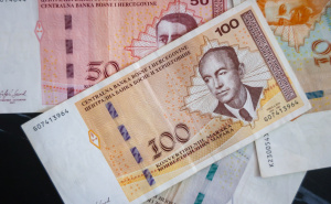 Najveća mjesečna neto plata u 2025. u FBiH iznosila 615.062,04 KM – iz koje djelatnosti dolazi?