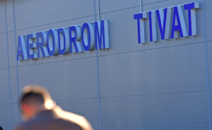 Avion iz Dubaija sletio u Tivat: Među putnicima i državljani BiH