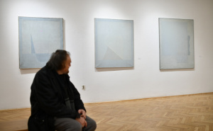 Umjetnička galerija BiH održala izložbu "Konstrukcija bjeline": Putovanje kroz apstraktnu umjetnost