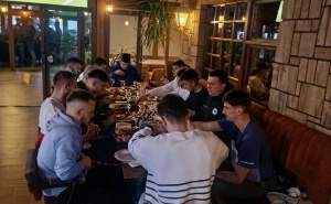 Povezivanje ljudi kroz sport u Gornjem Vakufu-Uskoplju: HNK Sloga priredio iftar za svoje igrače