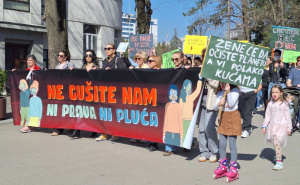 Osmomartovski marš u Banjoj Luci: "Pravo na čist vazduh nije privilegija"