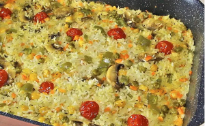 Kompletno jelo u jednoj tepsiji: Za večerašnji iftar napravite pirjan s piletinom i povrćem