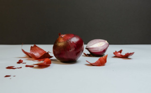 Kako da sjeckate luk bez suza: Metoda koja će ovaj postupak olakšati