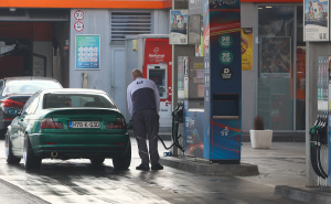 Kupljeno 18 miliona litara dizela u sedam dana: Građani BiH prave zalihe zbog straha od rasta cijena