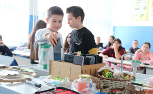 Digitalni alat ili opasnost? Kako će škole u Sarajevu kontrolisati upotrebu mobilnih telefona