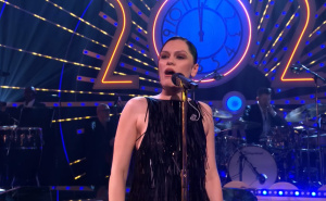 Jessie J ft. Jools Holland - My Way (Live At Jools' Annual Hootenanny)