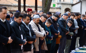 Neka vam ovaj blagdan donese mir i sreću: Bajram šerif mubarek olsun!