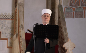 Bajramska hutba reisa Kavazovića: Ne dozvolimo da nas uvuku u vrtlog zla, čuvajmo vjeru i jedinstvo