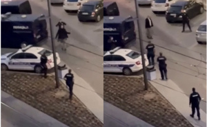 U Beogradu uhapšen državljanin BiH: Čekićem razlupao policijska vozila, povrijeđen policajac