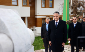 Dan šehida na Kovačima, Denis Bećirović poručio: "Živimo u teškom vremenu, gdje se brzo šire laži"