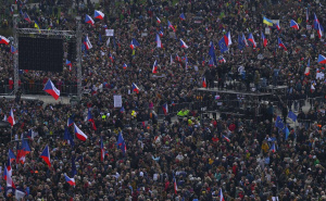 Oko 250.000 Čeha izašlo na protest: "Ne želimo postati Mađarska ili Slovačka"