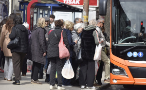 Slučaj u susjedstvu: Putnica (25) udarila vozača u glavu nakon svađe oko sjedećih mjesta u autobusu