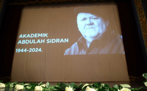 "Partizansko groblje": Poslušajte interpretaciju Sidranove pjesme s albuma Nedima Zlatara