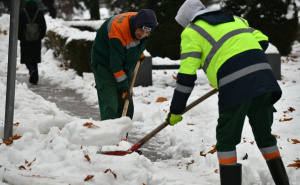 KJKP Rad izdao upozorenje uoči najavljenog snijega: Poručuju da je završena zimska sezona održavanja