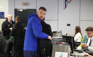 Ekipa portala Radiosarajevo.ba na aerodromu: Ispratili smo Zmajeve u Vels