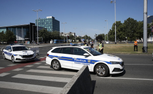 Uznemirujući snimak iz susjedstva: Navijaču brenerom spalio tetovažu i vrijeđao ga