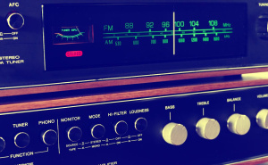 Nijemci vole radio: 75% ih svakodnevno sluša, podcasti osvajaju mlađe generacije