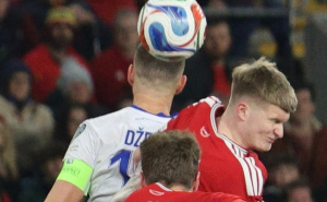 Poluvrijeme: BiH uspješno sačuvala svoju mrežu u Velsu, očekuje nas još 45 minuta